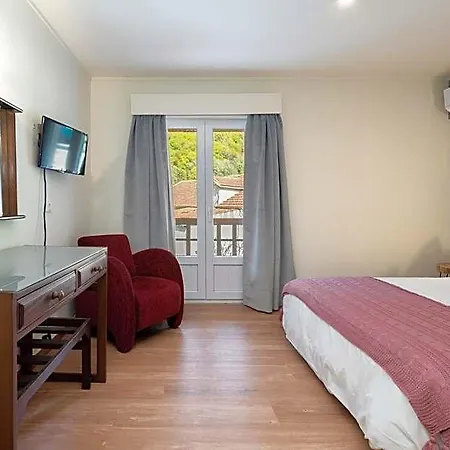 Carvalho Araujo Otel 2*